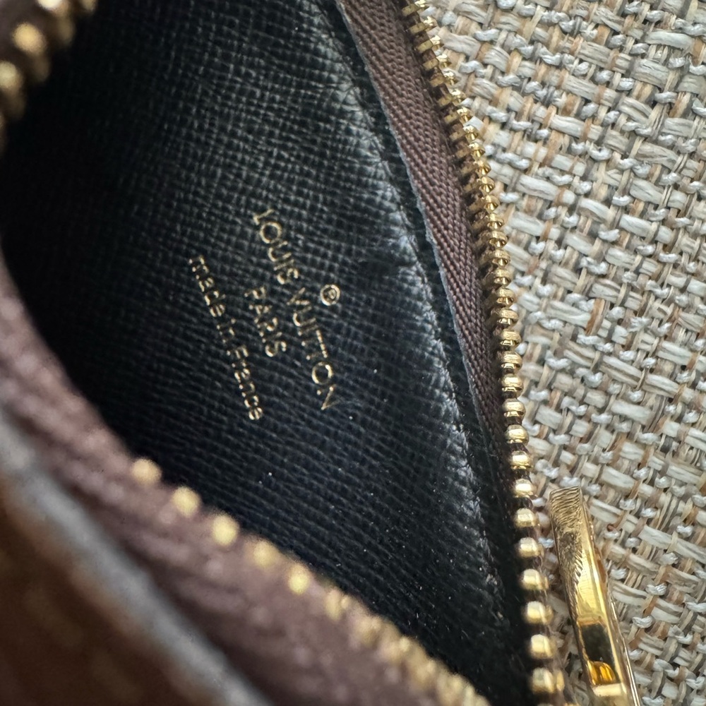 SALE! 💕 Louis Vuitton Reverse Mono Zip Coin Pouch -Square Pouch from Trio Pouch - Picture 6 of 8